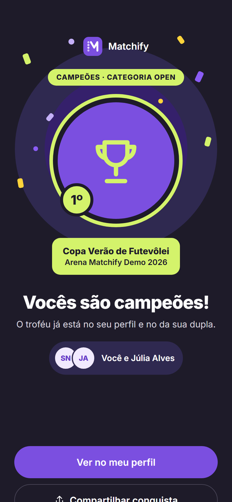 Tela do app com o troféu do campeão de um torneio